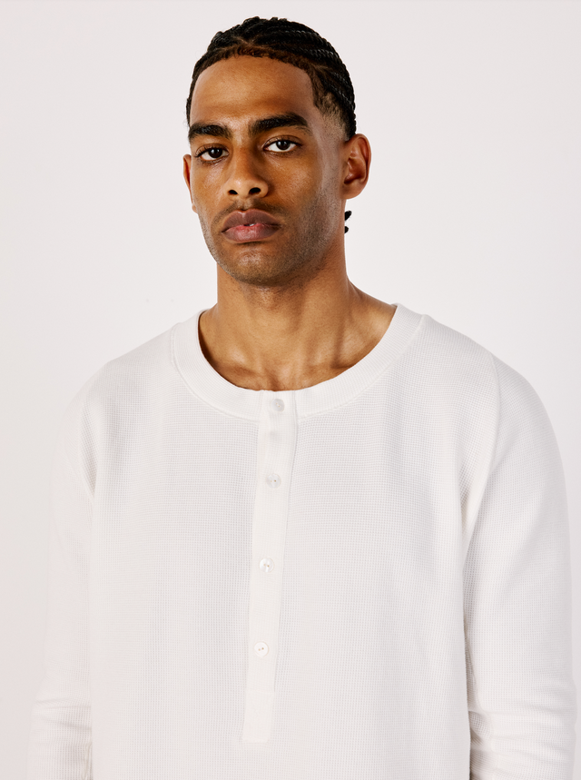 henley long sleeve tee